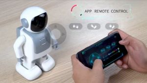 [READY STOCK] BLUE TOOTH INTELLIGENT DANCING SMART SPACEMAN ROBOT MUSIC & LIGHT PROGRAMMING APP CONTROL & CREATIVE GIFT