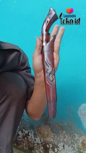 Pisau Dapur Baja Mutu Kayu Mala