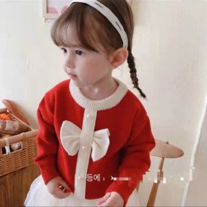 เสื้อสเวตเตอร์คอปกกลมสำหรับเด็กผู้หญิง สไตล์แฟชั่น ผูกโบว์ใหญ่ สีแดง เสื้อถัก ฤดูใบไม้ผลิ ฤดูใบไม้ร่วง ฤดูหนาว เสื้อผ้าเด็ก