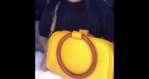 กระเป๋าถือ หูห่วงกลมไม้ สำหรับใช้ในชีวิตประจำวัน ออกงาน Code 1168