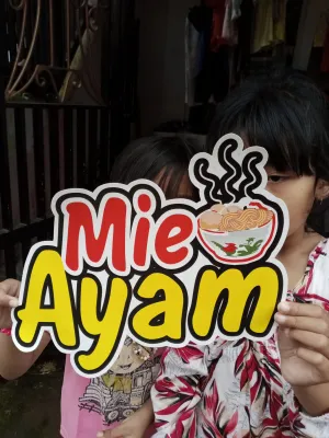 STIKER KACA GEROBAK TULISAN MIE AYAM FULL COLOUR/NAMA TOKO/NAMA USAHA