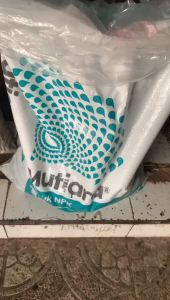 Pupuk Penyubur Buah NPK Mutiara 16-16-16 Eceran Per Kg