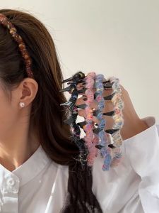 【กรุงเทพจัดส่งสินค้า】 ที่คาดผมเกาหลีที่คาดผมคลื่นปุยขนสัตว์สีสันสดใส 2025 ที่คาดผมสไตล์ใหม่หวานและอเนกประสงค์สําหรับผู้หญิง คาดผม ที่คาดผม