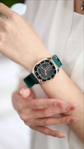 Rebirth Jam Tangan Wanita B005 Persegi Kasual Mode Tali Silikon Jam Tangan Cewek Korea