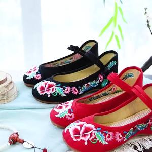 Sepatu Bordir Vintage Wanita Sepatu Hak Rendah Sepatu Musim Semi dan Gugur Sepatu Kanvas Tipis HF33