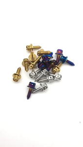1PC HENG BODYBOLTS SCREW FLOWER TYPE FOR MOTORCYCLE ACCESSORIES