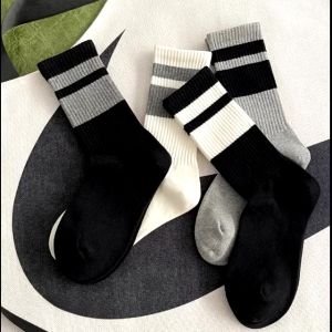 Kaos Kaki Panjang Pria Wanita Katun Warna Motif 2 Garis Fashion