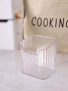 Home Kitchen Refrigerator Food Storage Container Side Door Food Storage Box Fresh Keep Organizer Plastic Multipurpose Crisper Box for Fruits Vegetables Spices