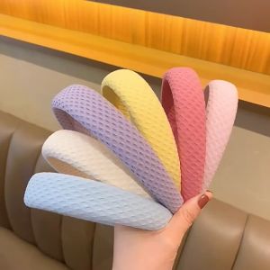 Korean Design Style Candy Color Waffle Headband: A Versatile Fashion Accessory
