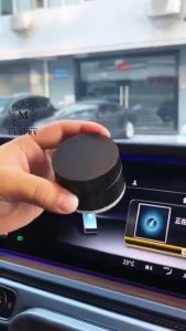 360° Adjustable Vacuum Magnetic Suction Cup Phone Mount Magnetic Car Phone Holder Universal