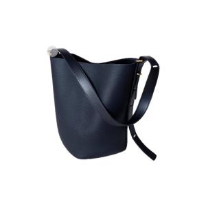 Large Capacity Leather Bucket Bag Trendy Womens Crossbody Shoulder Bag Retro Style Pure Color Soft Handbag for Daily Use