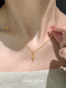 Womens Cross Pendant Necklace 2025 New K Gold Titanium Steel Non-fading Lockbone Chain High-End Feeling Choker Original Design