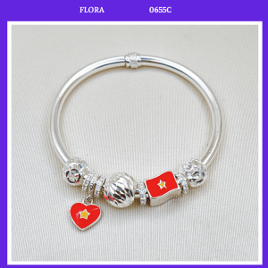 FLORA 0655C - Vòng tay bạc ta hình Tổ Quốc trong tim lá cờ Việt Nam mix charm hình quả cầu dành cho bé