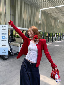 Knit Red Thin Fitted Outerwear Suitable for Early Autumn