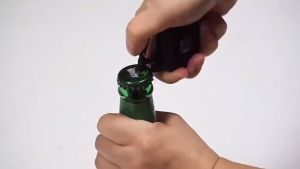 (1/2/3/4/5Pcs) Đèn Pin Móc Khóa 3 Trong 1 Có Thể Bỏ Túi Tích Hợp Mở Bia Móc Chìa Khóa / Đèn Làm Việc LED COB Nhỏ Di động để Cắm Trại đọc Sách Những Dịp Khẩn Cấp