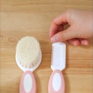 หวีเด็กหวีเด็กทารก 100% ขนแปรงอ่อนนูม สีเปล่า เช่าเด็ก เซ็ต 2 ชิ้น