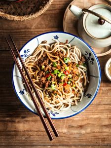 Chinese Style Blue And White Porcelain Noodle Bowl 7 Inches Special for Eating Noodles And Rice Personal Dedicated Kitchenware
