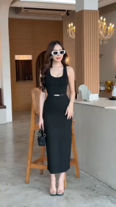 เดรสยาว+เข็มขัด เดรสคอยูแขนกล้าม ด้านหลังเว้าแขนลึก ทรงสวย ตัวนี้ทรงคอและกล้ามทำให้เอวเอสสุดๆ