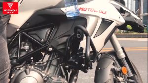 ที่วางแก้วน้ำมอเตอร์ไซด์ ที่ใส่แก้วน้ำ ที่วางแก้วน้ำติดจักรยานขนาดใหญติดมอเตอร์ไซด์ ติดตั้งบนแฮนด์หรือแฮนด์จับที่มีขนาด 19-32 มม. ได้ พอดีและไม่หลุดง่าย การปรับมุมหลายมุม ติดตั้งง่าย พื้นที่วางแก้วเพิ่มมากขึ้น แข็งแรง ทนทาน มี 2 รูปแบบการติดตั้งให้เลือก