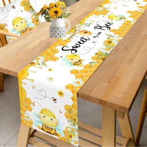 Summer Sweet Bee Daisy Polyester Table Runners Holiday Party Decorations Cute Bee Dining Table Runners Kids Bithday Table Decor
