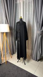 Beautiful Black Abaya from Dubai with Elegant Embroidery and Zipper Closure