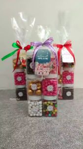 Parcel Coklat + Yupi 6 Toples -coklat lebaran- parcel coklat- coklat kiloan- hampers coklat-