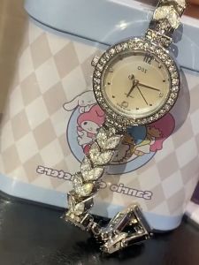 (32mm)100% Authentic Sanrio Hello Kitty Watch for Girls Stainless Steel Strap Quartz Watch Waterproof Rhinestones Surround Dial Shockproof hellokitty Birthday Gift Middle School Students Watch 2172