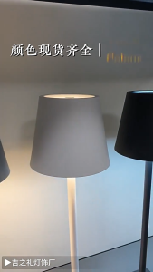 Rechargeable Metal Table Lamp Touch Dimmable LED Warm Light Cordless Ambient Desk Lamp for Bedroom Hotel Outdoor Decor