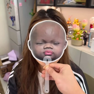 DIANSHIFANG | Two Changing Eyes Holographic Round Handheld Fan