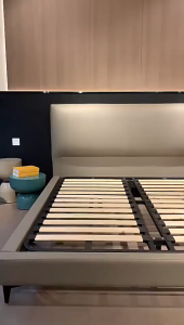 Solid wood bed frame 135/200CM bed frame queen size wooden bed Nordic tatami bed frame suitable for home use New solid wood bed frame wooden assembly bed frame double bed single bed suitable for home use bed frame queen size bedroom furniture