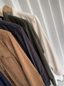Kemeja Pria Korean Style: Lengan Pendek Longgar Shirt Polos Pria Atasan Oversize Terbaru