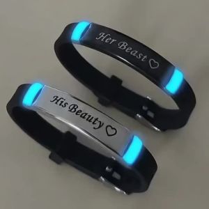 2 Pieces/Sets Luminous Accessories Her Beast His Beauty Heart-Shaped Luminous Couple Wristbands as Festival Gifts