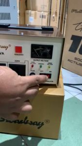 Broadway R-500VA 500W AVR with Power On Delay