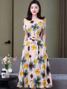ชุดเดรสผ้าป๊อปปลิ้นผ้าฝ้ายเรียบหรูแบบใหม่ปี2024เดรสยาวแขนสั้นชายบานลายดอกไม้เล็กๆมีกระเป๋าระดับไฮเอนด์ใส่ช่วงฤดูร้อนสำหรับคุณแม่