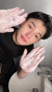 NEW Salicylic Acid Facial cleanser contains amino acids Oil Control Moisturizing Deep Cleansing Acne For oily skin