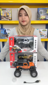 [KST] Mobil RC Rock Explorer Climbing Mainan Anak Laki Laki Remote Control Rechargeable 27cm