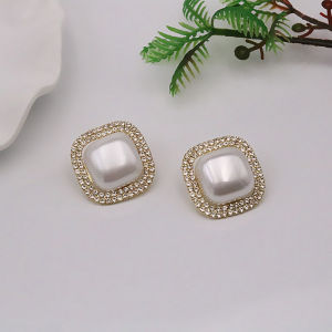 S925 Silver Needle Pearl Drop Earrings Korean Style Slimming Diamond Shape Fashion Luxury Small Audience Design Womens Jewelry