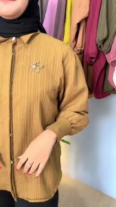 Kemeja Balon Atasan Lady Crush: Desain Unik & Nyaman