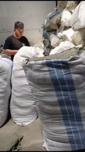 Sajadah Tebal Empuk Lembut Turki Embos Dilapisi Busa Serat Ukuran 110x70cm Anti Slip