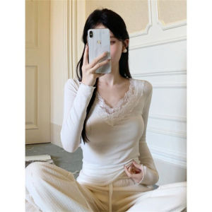 Áo Thun Dài Tay Cổ Chữ V Viền Ren Lụa Phong Cách Hàn Quốc Ôm Vừa Vặn Mùa Thu Đông Có Lót Lông Cừu Áo Sơ Mi Nữ