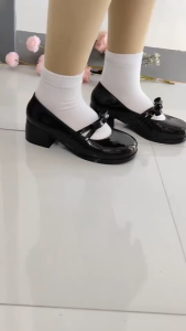 New Womens Black Shoes with Bow Elegant Rubber Non-Slip One-Piece Molded Bow Student Black Shoes Suitable for All Seasons 0110523