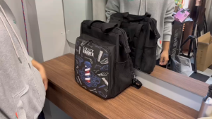 Turning Light Hand-held Backpack Hairdressing Tool Kit Hair Salon Storage Bag Large Capacity Hair Dryer Backpack Hairdressing Travel