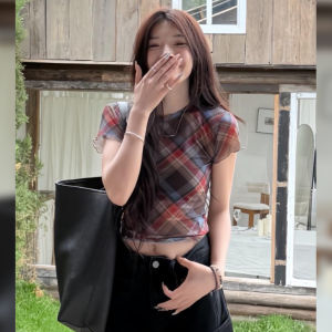 Áo thun nữ BINKAFENNY tay ngắn cổ tròn ôm dáng dài vừa phải