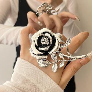 Fashion Retro Metal Three-Dimensional Rose Flower Ring: A 2024 New Arrival & Personalized Double Finger Index Finger Ring