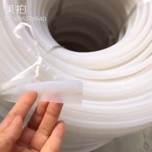 1-10M High Temperature Resistance Red White E Shape Highly Elastic Silicone Strip Suitable For Ovens Steaming Machine