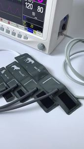 2025 เครื่องวัดความดันโลหิตสำหรับสัตว์เลี้ยงแบบมืออาชีพ สายรัด TPU ใช้ซ้ำได้ สายรัดสำหรับสัตว์พร้อมจอภาพร่วม อะไหล่ที่เกี่ยวข้อง