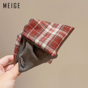 Korean Style Red Plaid Color Block Triangle Hair Claw Clip Fashionable Elegant Hair Accessories Universal Size for All Women