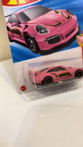 Hot Wheels Porsche 911 GT3 RS Hồng Pink Then And Now 8/10 - Mô Hình Xe 1:64 Mattel 220/250