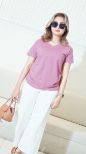 Kaos Polos Wanita Oversize: Pilihan Terbaik untuk Musim Panas