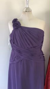 เดรสราตรีสาว อวบงานเกรดเอบ วกงาน มือสอง คัดเกรด การสั่งได้ ราคาที่น้อย